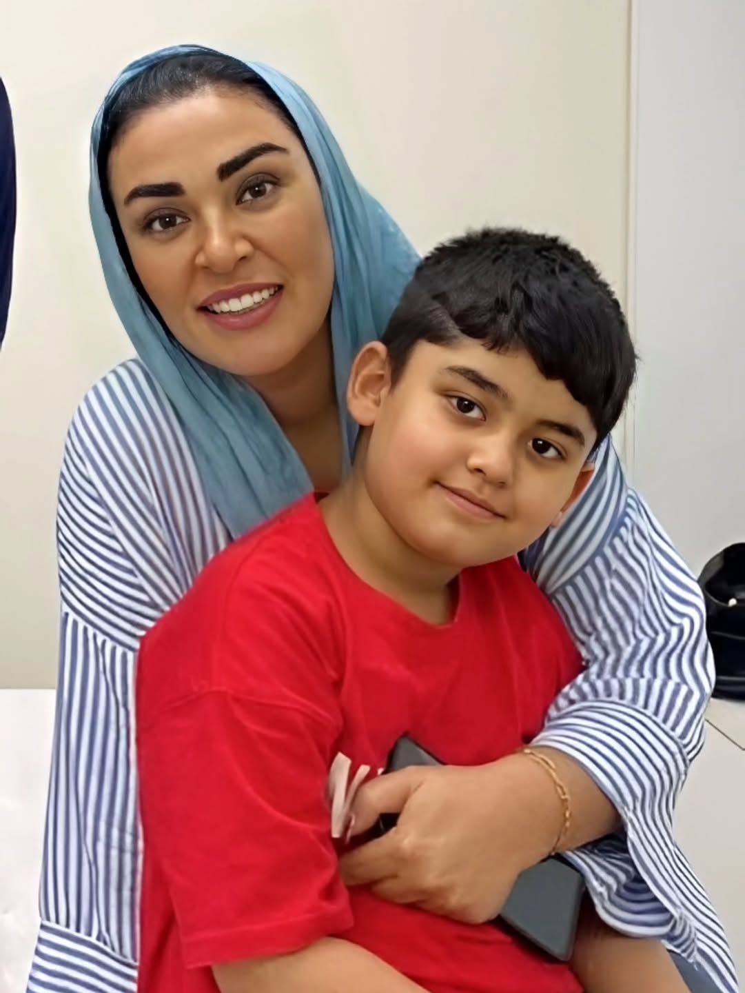 زیبا