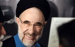 رونمایی از «زیبا صدایم کن» با حضور خاتمی، نگاه‌ها را به خود جلب کرد!