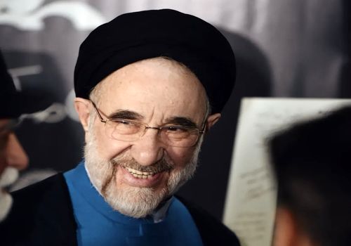 رونمایی از «زیبا صدایم کن» با حضور خاتمی، نگاه‌ها را به خود جلب کرد!