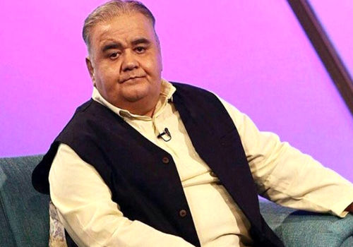 قاب سه نفره؛ اکبر عبدی در کنار همسر و دخترش!