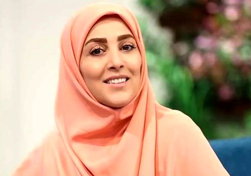 واکنش احساسی ژیلا صادقی؛ طلب حلالیت از پدر و مادر به دلیل حواشی تلویزیونی!