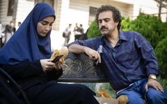 عکسی از پشت صحنه جذاب پایتخت؛ سارای پایتخت در کنار پسر عمه‌اش!