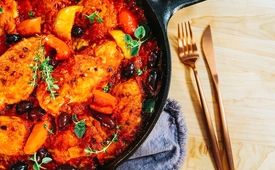 شام امشب با من: دستور پخت سریع و آسان؛ خورش مرغ و گوجه!