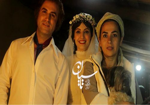تصاویر اختصاصی از پشت صحنه "تاسیان" با حضور تینا پاکروان و بازیگران!