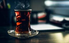 عوارض جانبی مصرف بیش از حد چای سیاه