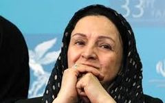 گلاب آدینه در شب تجلیل از او: تسلیت برای حادثه بندرعباس!