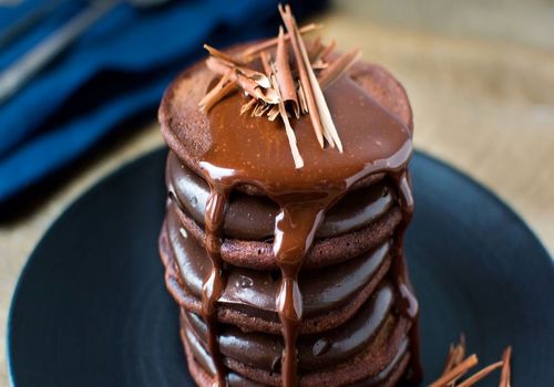 صبحونه فردا: طرز تهیه پنکیک شکلاتی خانگی؛ صبحانه‌ای دلپذیر و آسان