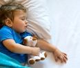 مستقل شدن در خواب: میدونی چه زمانی باید اتاق کودک رو جدا کنی که بهش آسیبی نرسه؟!