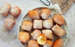 عصرونه امروز: پیراشکی‌های سریع و خوشمزه؛ فقط با یک تخم‌مرغ و بدون نیاز به خمیرمایه!