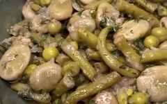 ناهار امروز: دستور تهیه یک خوراک خوشمزه و سالم با باقالی و لوبیا سبز!