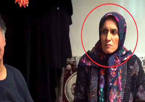 جمیله پایتخت به تماشای تئاتری از رویا جاوید نیا نشست!
