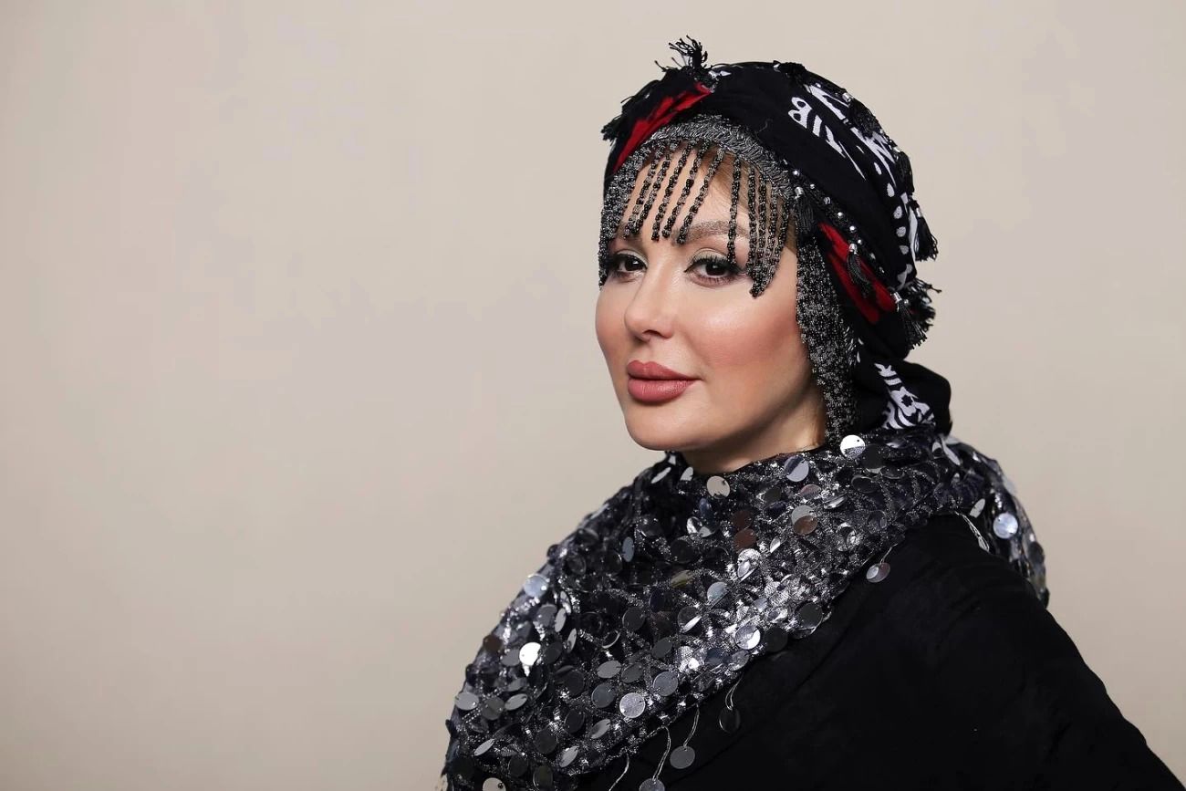 سادگی دلنشین نیوشا ضیغمی در جشن تولدش!