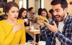 7 اشتباهی که در اولین قرار ملاقات نباید انجام دهید تا به قرار دوم برسید!