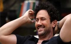قاب زیبای پدر دختری؛ سلفی شاهرخ استخری و دخترش نبات!