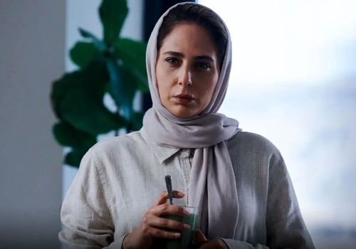 عکس‌هایی از تغییر استایل رعنا آزادی‌ور، بازیگر نقش سمیرا در «زخم کاری»!