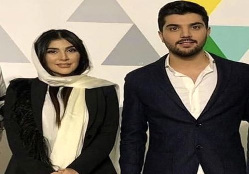 قاب زیبای خواهر و برادری: سینا مهراد و صبا در نمایشگاه "تن پوش پهلوان"!