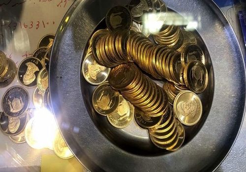 پیش‌بینی قیمت طلا و سکه در 14 بهمن 1402: گرایش بازار به سمت دلار می‌رود؟