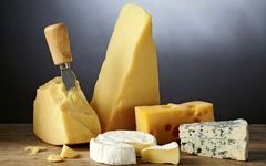 شایعه یا واقعیت؟! پنیر واقعا حافظه‌ی شما را ضعیف می‌کنه؟!
