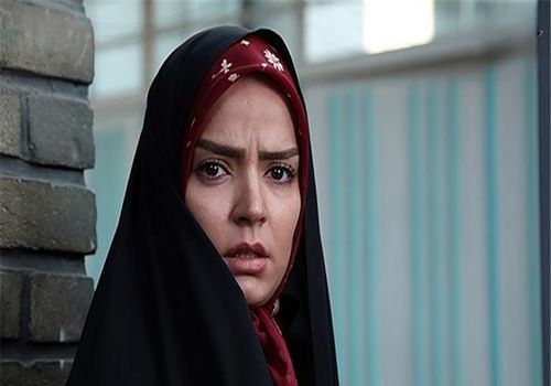 مرضیه سریال آوای باران با پستی متفاوت در کنار پسرش در کنسرتی!