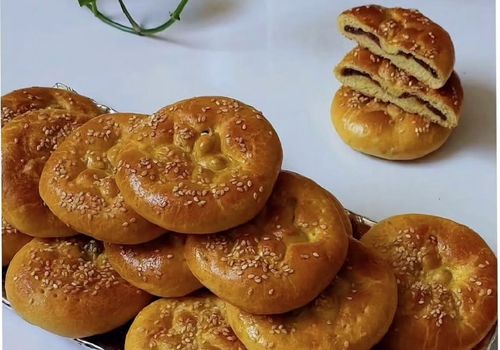 صبحونه فردا: طرز تهیه نان خرمایی خانگی؛ شیرینی خوشمزه و آسان برای همه!