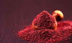 فراتر از چاشنی کباب: کشف خواص شگفت‌انگیز سماق!
