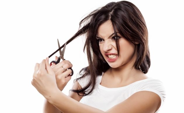 میدونی هر چند وقت یکبار باید موهات رو کوتاه کنی تا سالم و زیبا بمونن؟