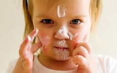 اگه صورت یا بدن کودک شما هم دچار اگزما میشه به دلیل کمبود این ویتامینه