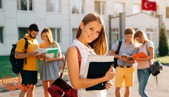 هزینه تحصیل در دانشگاه‌های مختلف ازمیر ترکیه چقدر است؟
