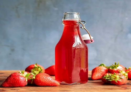 شربت توت فرنگی: خنکای تابستان در لیوان شما!