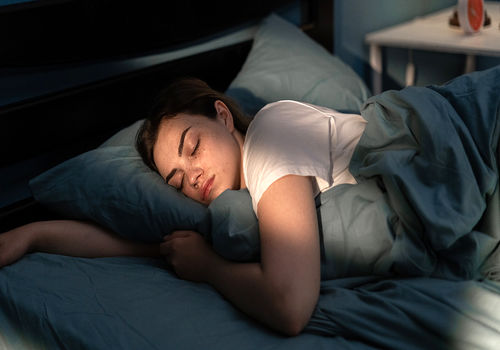 همه چیز درباره خواب: از دلایل بی‌خوابی تا راهکارهای عملی برای بهترین خواب شبانه