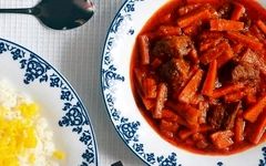 ناهار امروز: طرز تهیه خورش هویج به سبک اصیل آذربایجان، هم با مرغ هم با گوشت!