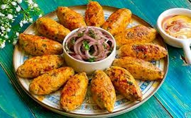 شام امشب با من: طرز تهیه کوفته کباب مرغ لذیذ؛ یک غذای محبوب ایرانی برای سفره شما