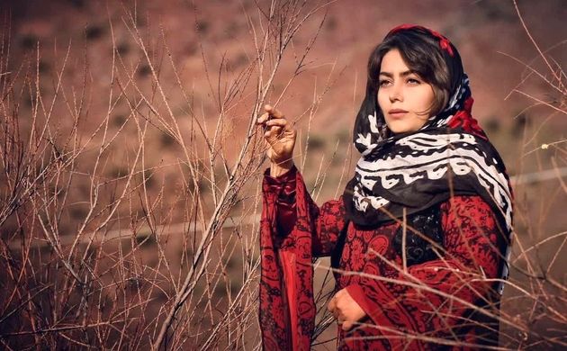 روژان "نون خ" تولدش را جشن گرفت: عکسی متفاوت از هدیه بازوند!