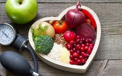راهکار طبیعی برای کنترل فشار خون: کدام میوه‌ها را بخوریم؟