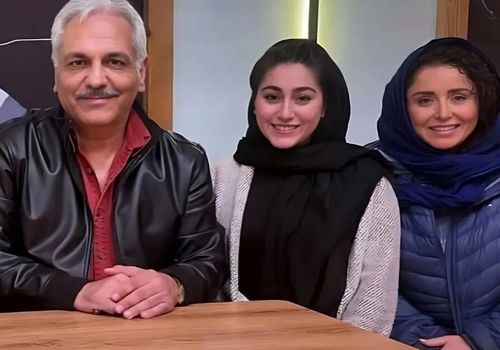 تصویری دلنشین از ژاله صامتی و دخترش در پشت صحنه تئاتر!