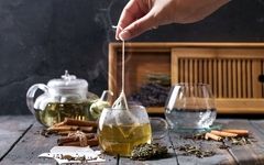 زمان‌بندی هوشمندانه با چای سبز: از چربی‌سوزی تا آرامش!