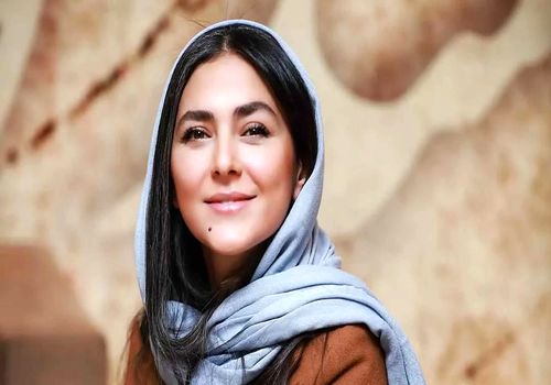 نخستین جشن نگاه، با استایلی متفاوت از هدی زین‌العابدین!