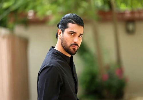 سینا مهراد با چهره‌ای متفاوت در راه شبکه نمایش خانگی!