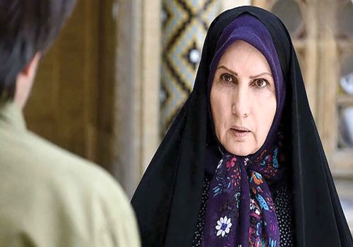 ظاهر خیره‌کننده زهرا سعیدی، بازیگر ۷۳ ساله تلویزیون، مورد توجه قرار گرفت!