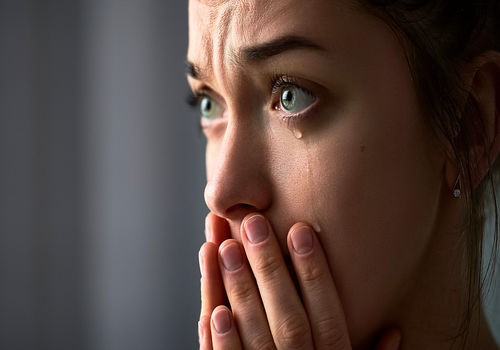 گریه؛ نشانه‌ای از قدرت، نه ضعف!