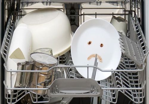 ویدیو: حواست به ماشین ظرفشویی هست؟ هزینه تعمیرش کمر شکنه!