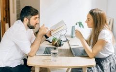 همکاری با همسر: فرصت یا تهدید برای زندگی مشترک؟