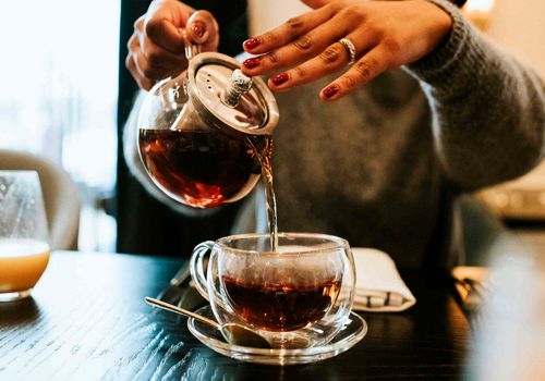 خطرات پنهان در فنجان چای دوباره گرم شده