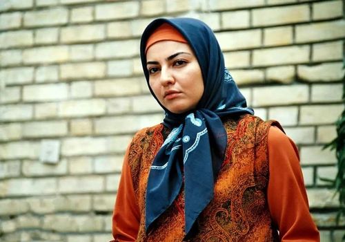 تصویری دلنشین از آناهیتا همتی در کنار مادرش!
