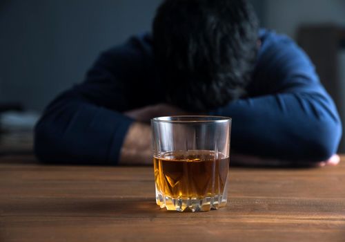 رتبه‌بندی اختلالات شایع روان‌پزشکی منتشر شد: اعتیاد به الکل در رتبه دوم!