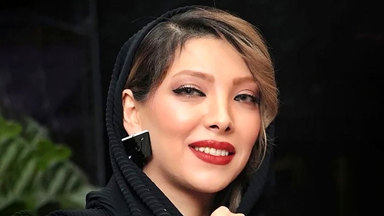 عکسی تازه منتشر شده از حضور صدف اسپهبدی در جشنواره فجر