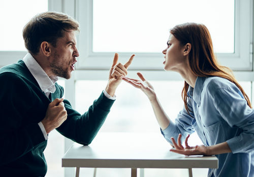 چطور دعوای زناشویی رو به یه گفتگوی سازنده تبدیل کنیم؟!