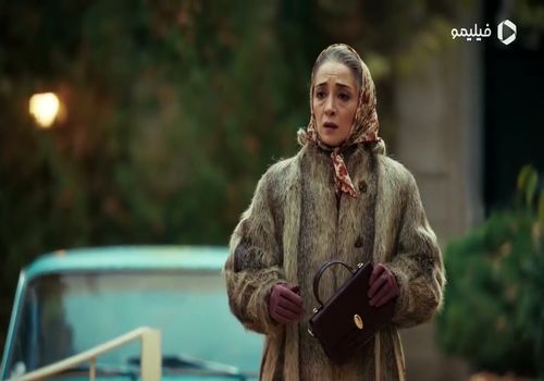 چهره‌ای زیبا و نچرال از مامان همای سریال تاسیان!